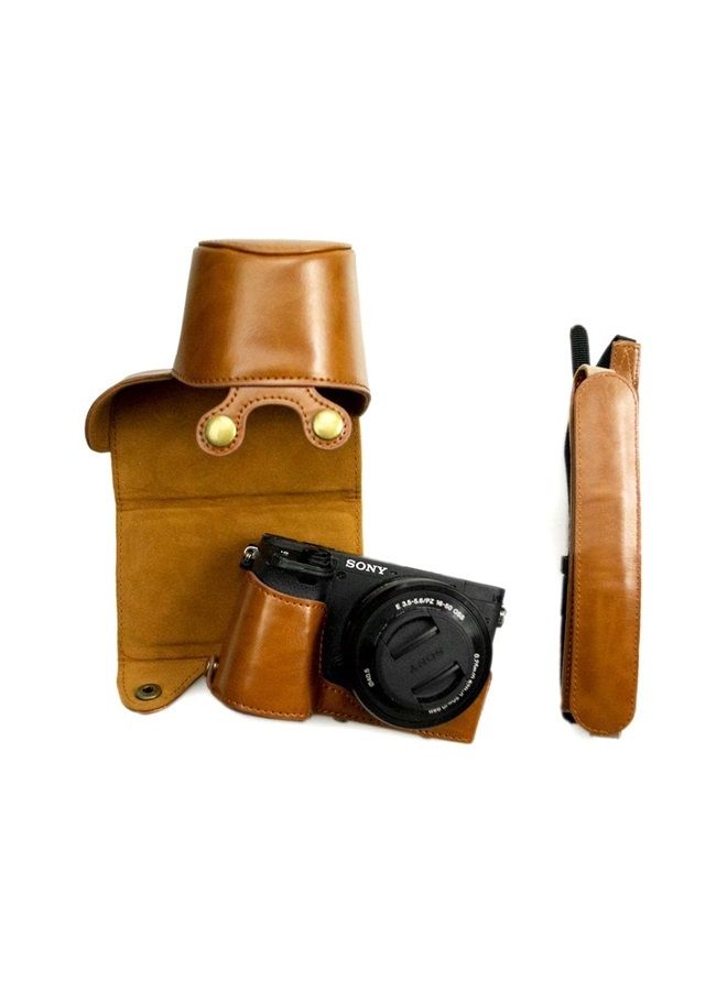 kinokoo جراب Sony A6400 جراب واقٍ من الجلد الصناعي متوافق مع كاميرا SONY A6400 A6100 A6000 A6300 ذات عدسة 16-50 مم، بني - Image 1