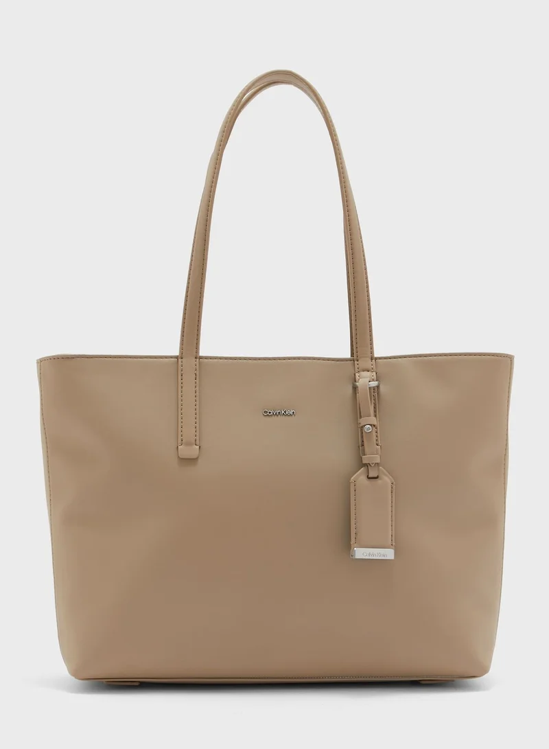 CALVIN KLEIN Must Medium Tote