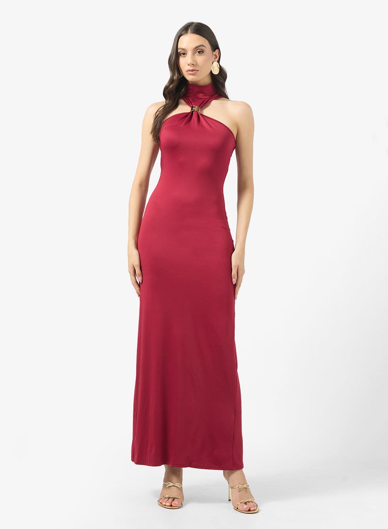 جينجر فستان ضيق بياقة هالتر مع لمسة ذهبية - Image 1