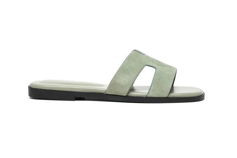 Ladies Slip-on Sandals