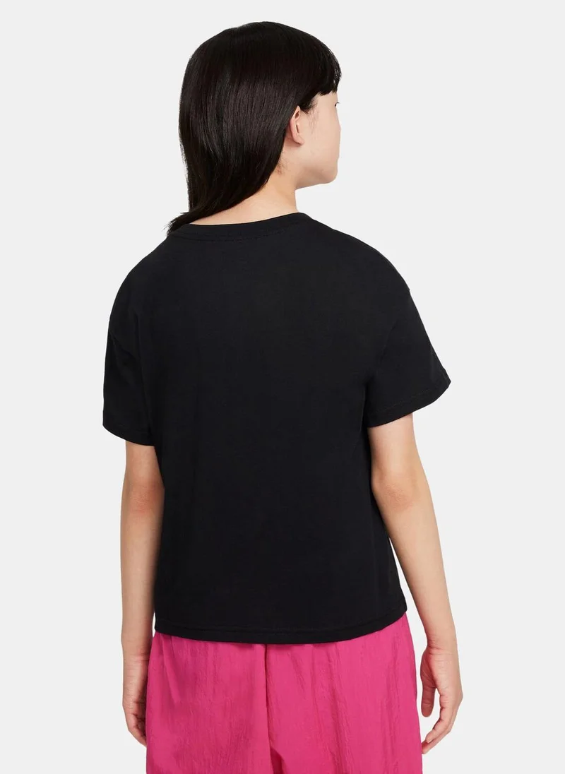 Nike Kids' Sportswear T-Shirt (Older Kids)