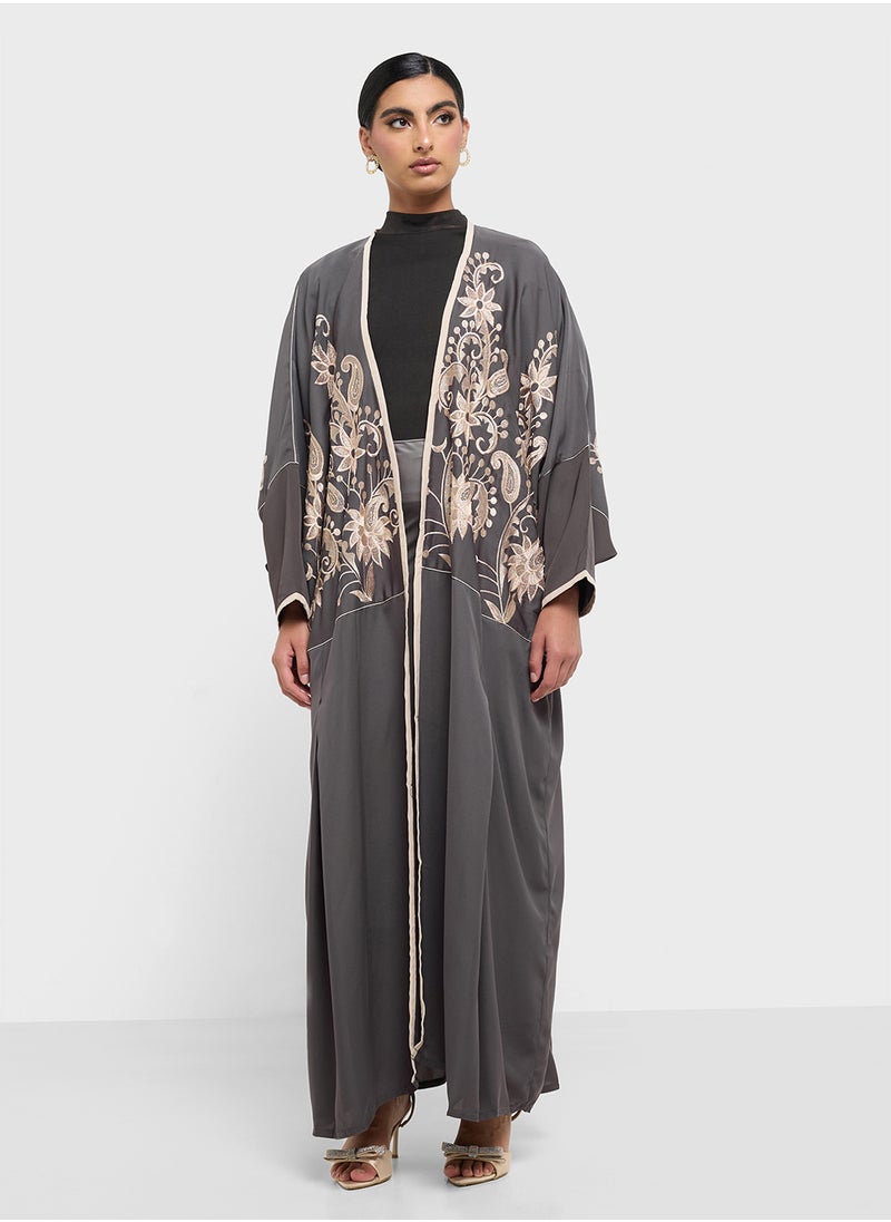 hayas closet Floral Embroidered Open Type Abaya  - Image 5