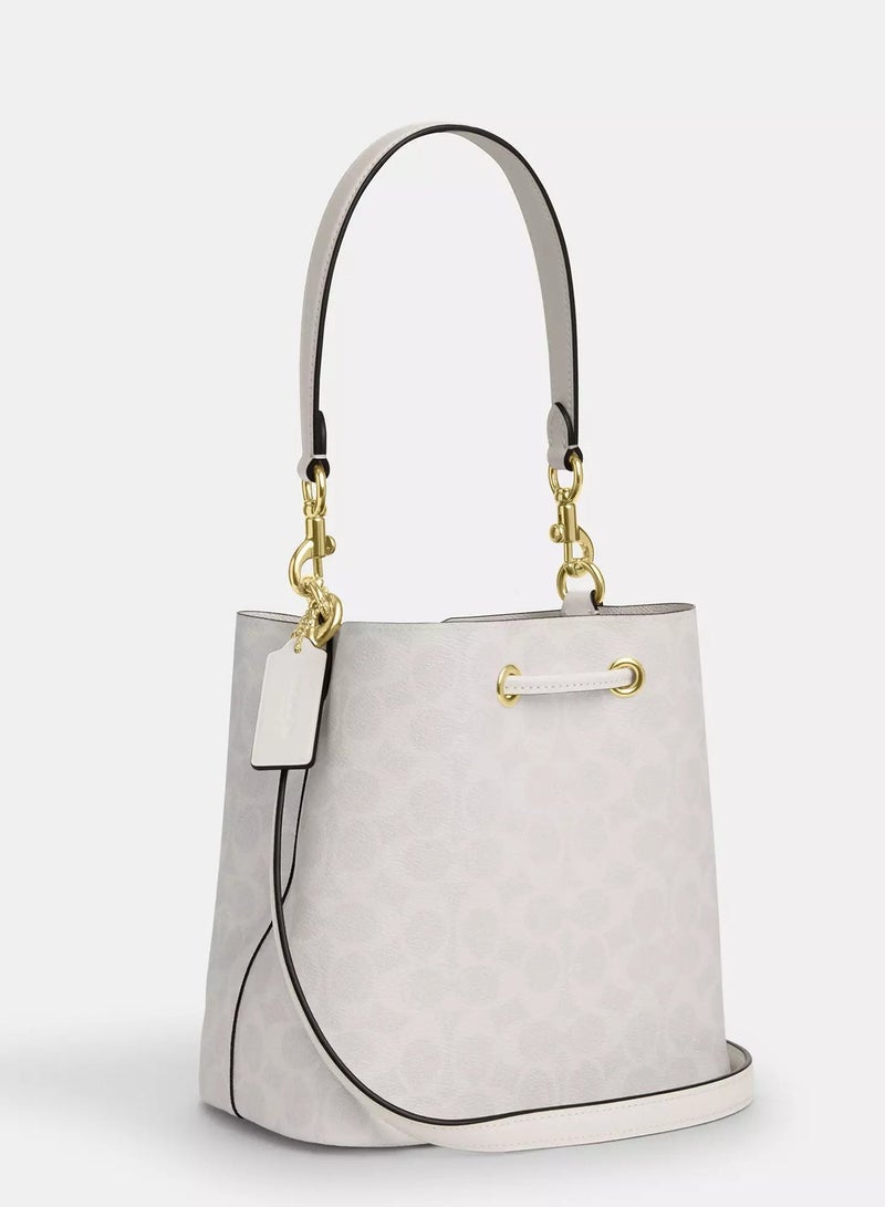 كوتش اوت ليت حقيبة كوتش روان دلو من القماش المميز مع حزام قابل للفصل، حقيبة كتف نسائية، حقيبة كروس نسائية، حقيبة توت نسائية، حقيبة يد نسائية، حقيبة سفر نسائية، أبيض - 22 سم - Image 5