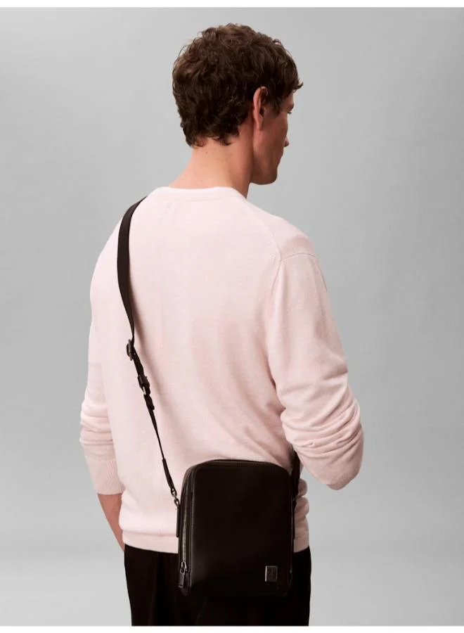 CALVIN KLEIN  Emblem Hardware Reporter for Men | Best Price UAE