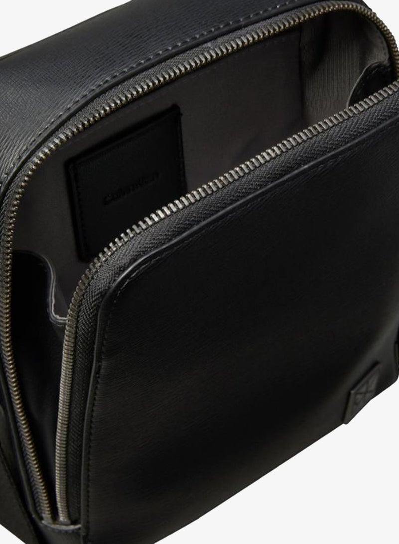 CALVIN KLEIN Emblem Hardware Zip-Around Reporter Bag - Image 4