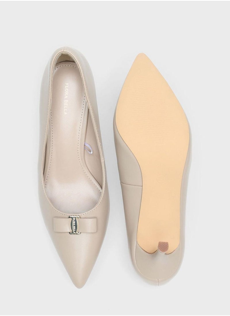shoexpress Pointed Toe Pumps - Image 4