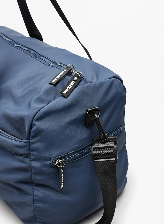 Oaklan by Shoexpress Men by Shoexpress Logo Print Duffel Bag with Adjustable Strap and Zip Closure