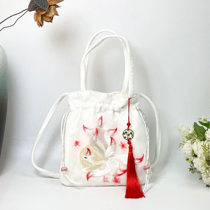 Chinese-Style Suzhou Embroidery Bag, Traditional Chinese Style Handbag, Hanfu Matching Handbag, Tiktok Ancient Style Crossbody Bag, Casual Versatile Artistic Small Bag - Image 1