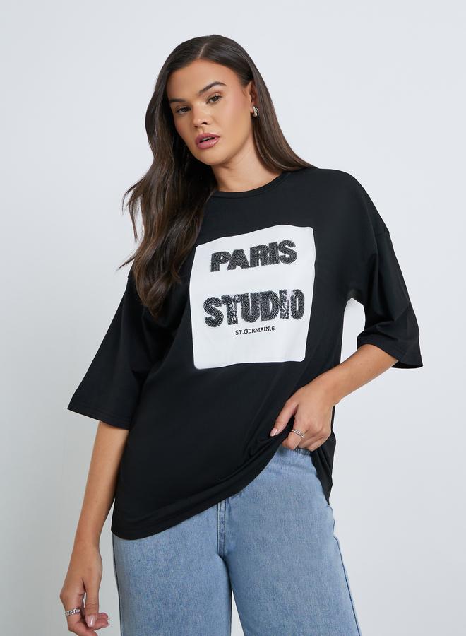 ستايلي تيشيرت فضفاض مُنمق بتفاصيل ترتر - Image 1