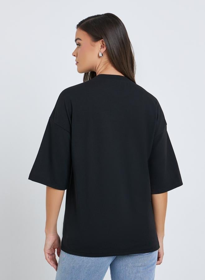 ستايلي تيشيرت فضفاض مُنمق بتفاصيل ترتر - Image 5