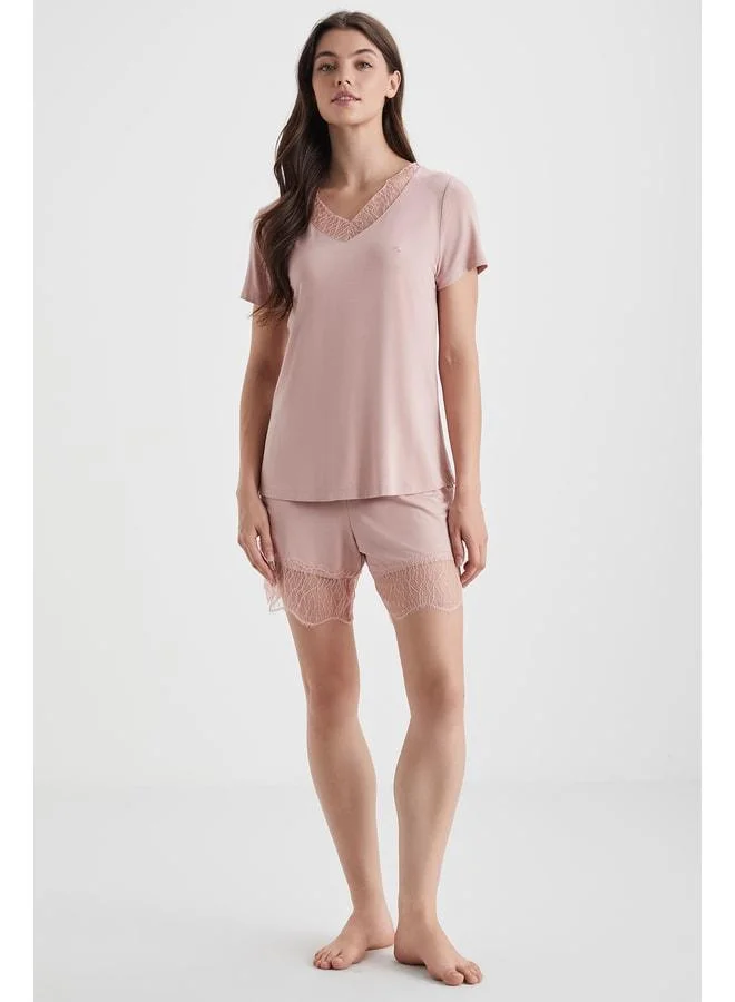Penye Mood Comfort mood shorts set.