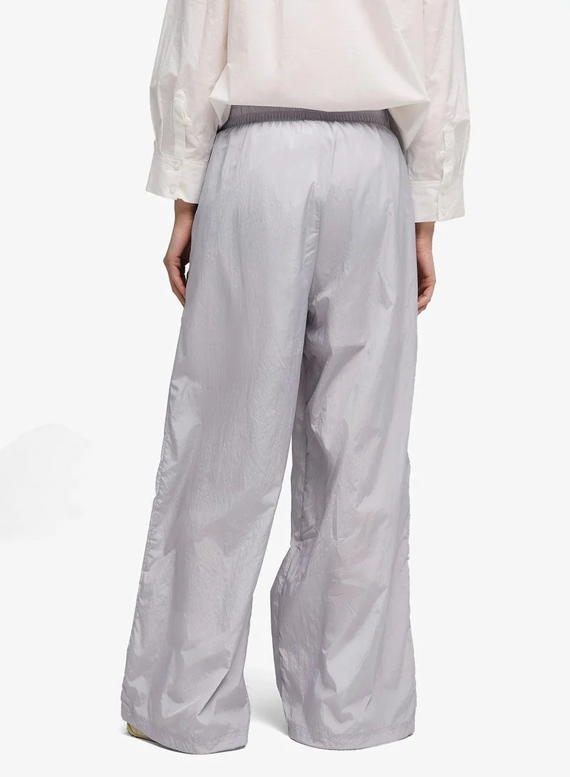 بوما بنطال محبوك