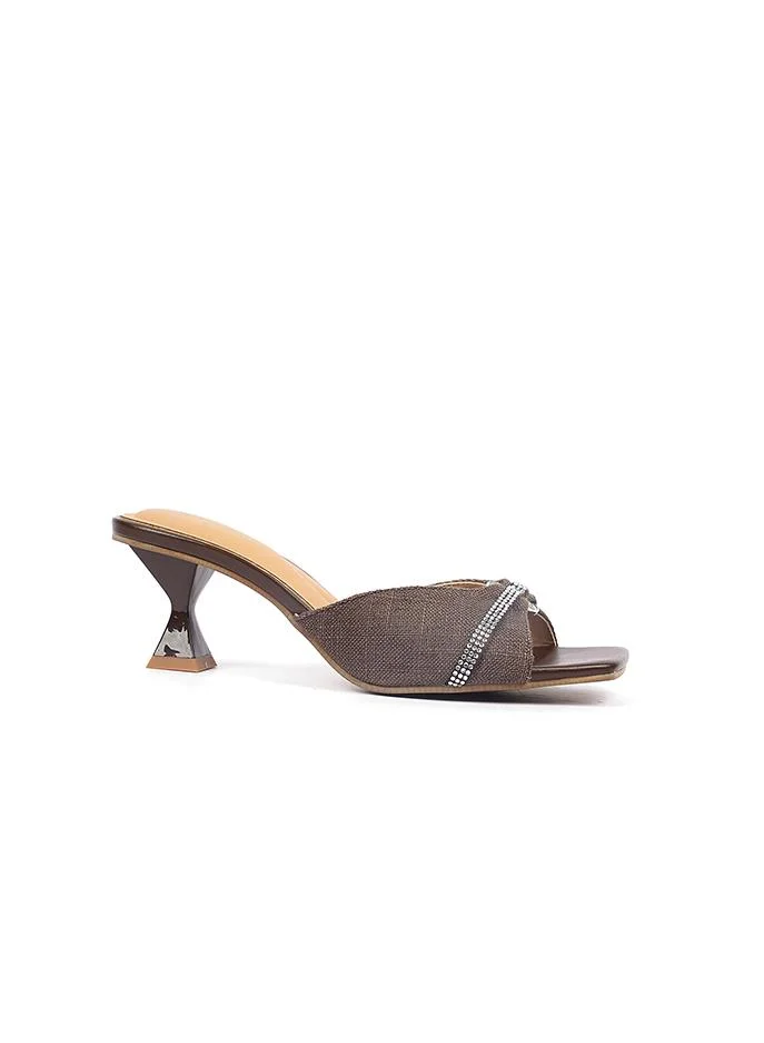 كابلي حذاء ميول بقماش محبوك وتفصيل كريستال