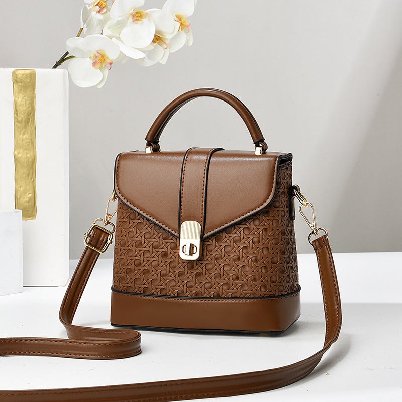 Small Bag Bag Summer Small Bag Fashion Shoulder Messenger Bag Simple Commuter Handbag Explosions Bags - Image 1