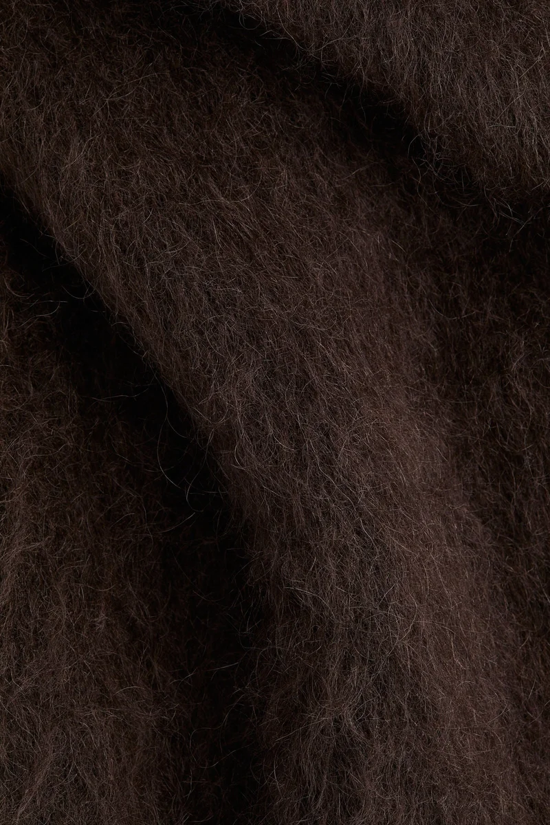 اتش اند ام كنزة بياقة عالية من مزيج الموهير