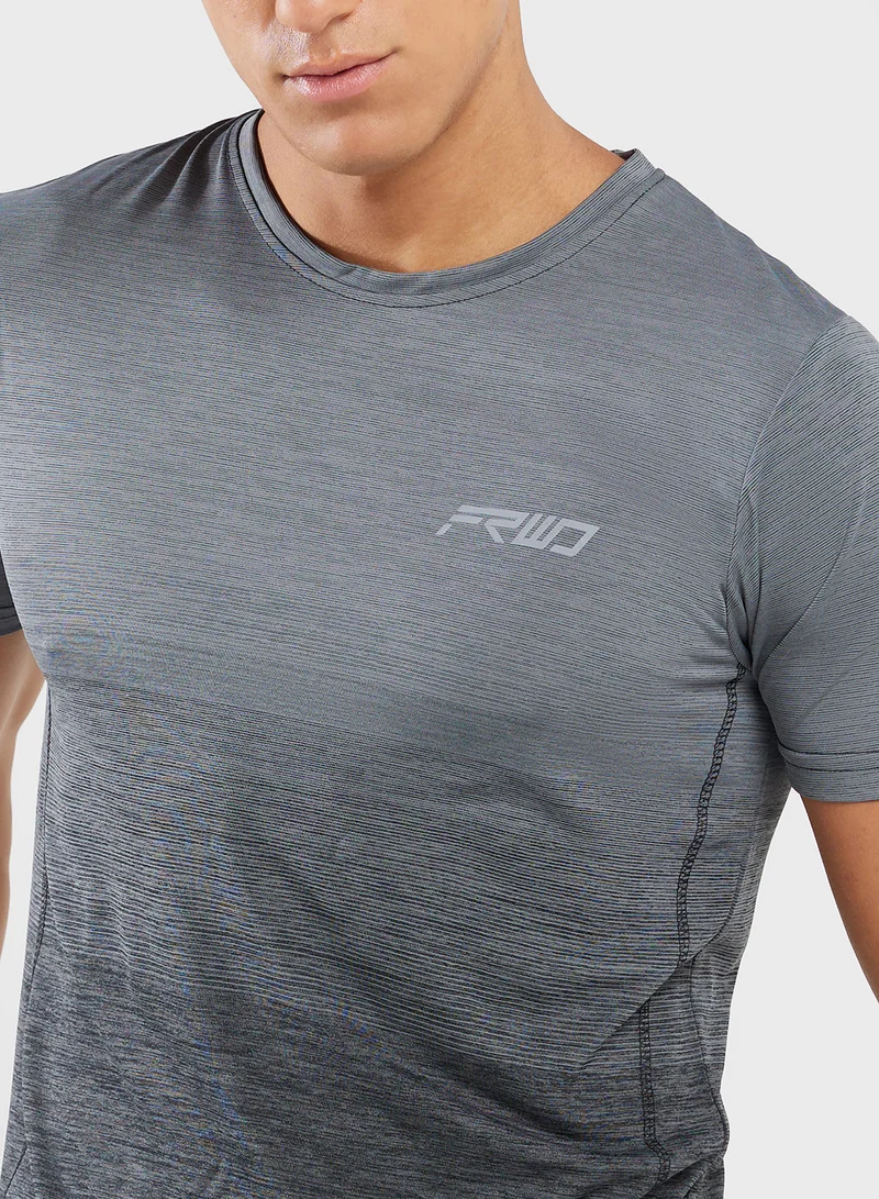 فورورد Training T-Shirt
