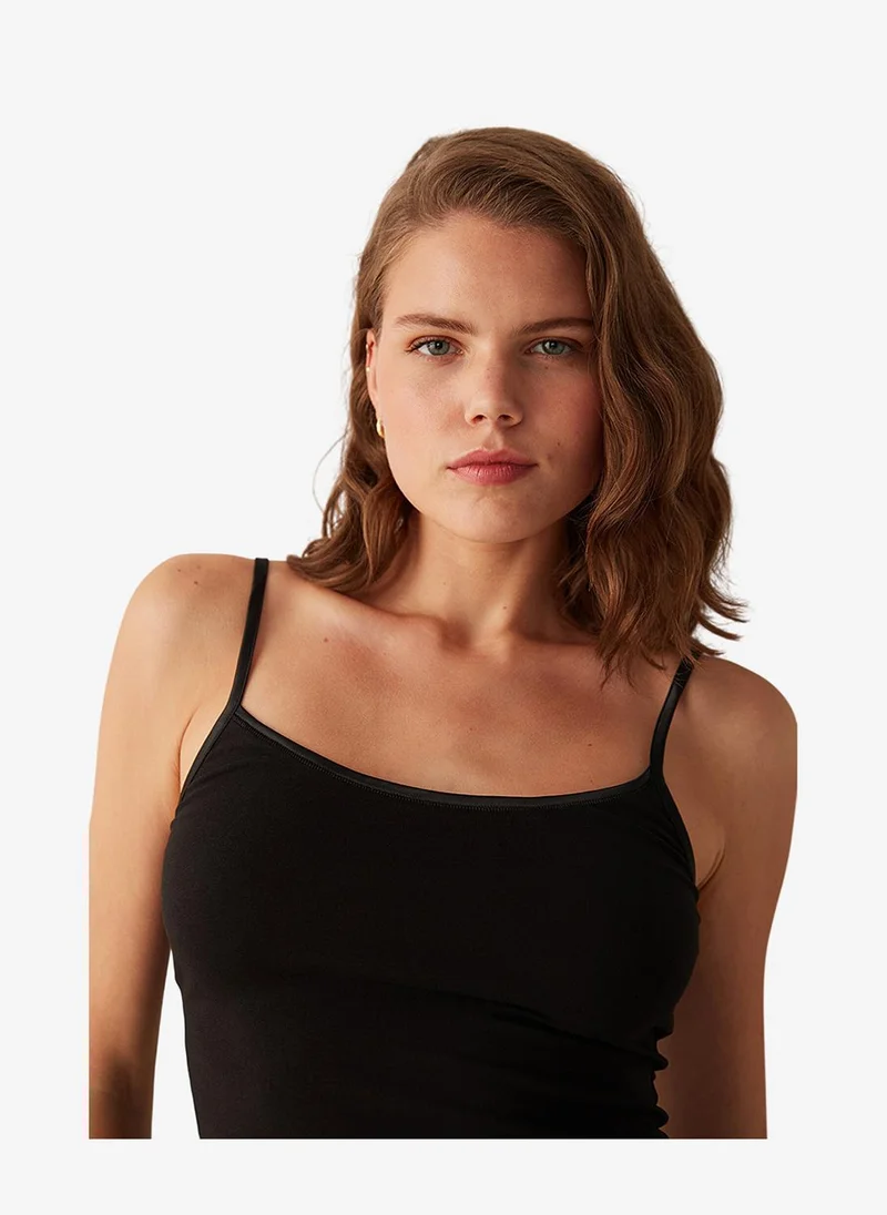 بنتي Women Cotton Basic Black Camisole