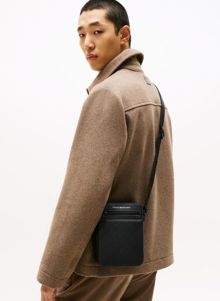 تومي جينز حقيبة مراسلة بحروف أولى - Image 5