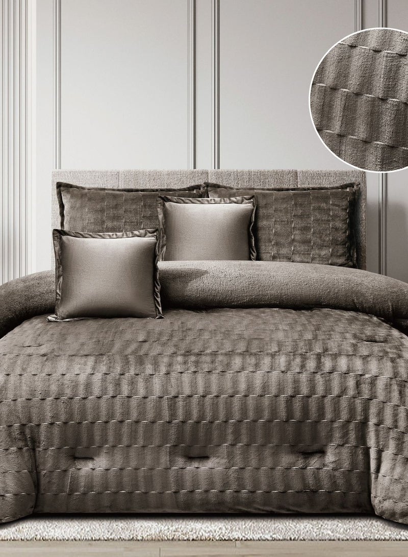 Ming Li 6 Piece Winter Royal Comforter One Velvet Side And One Side Fur King Size 230x250 cm  - Image 3