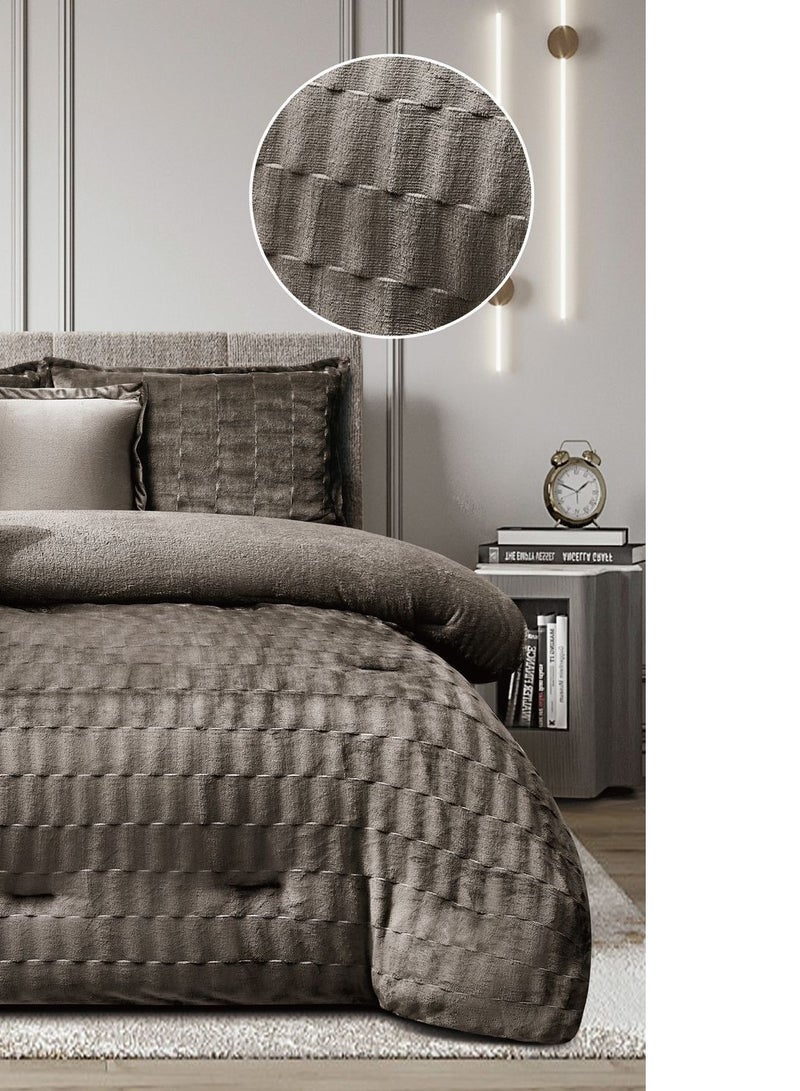Ming Li 6 Piece Winter Royal Comforter One Velvet Side And One Side Fur King Size 230x250 cm  - Image 2