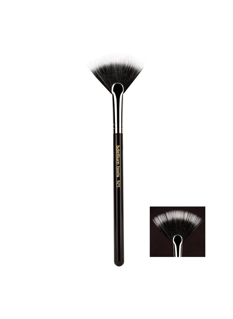 Bdellium Tools Bdellium Tools Professional Makeup Brush - Maestro Series 925 Duet Fiber Fan - With Soft Synthetic Fibers, For Lightweight Application and Brush Off Excess (Black, 1pc) 