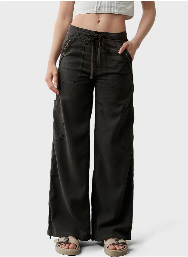 American Eagle High Waist Cargo Pants