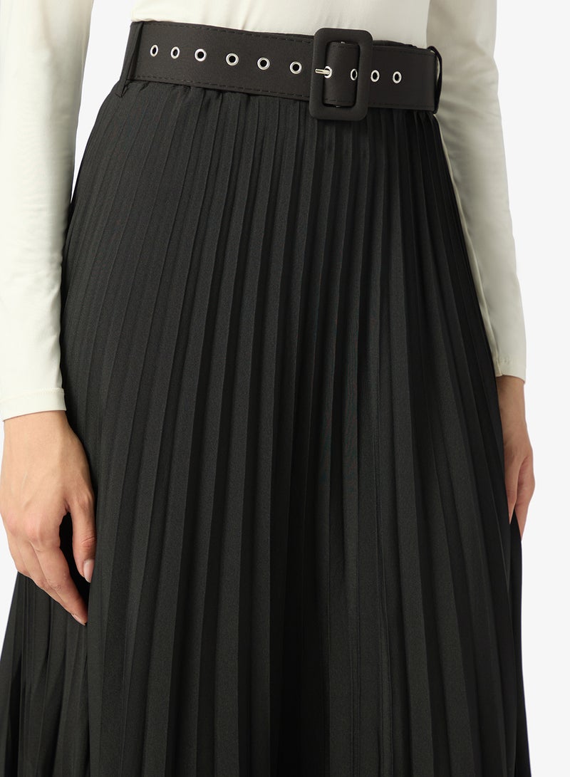 Khizana Pleated A-line Skirt - Image 3