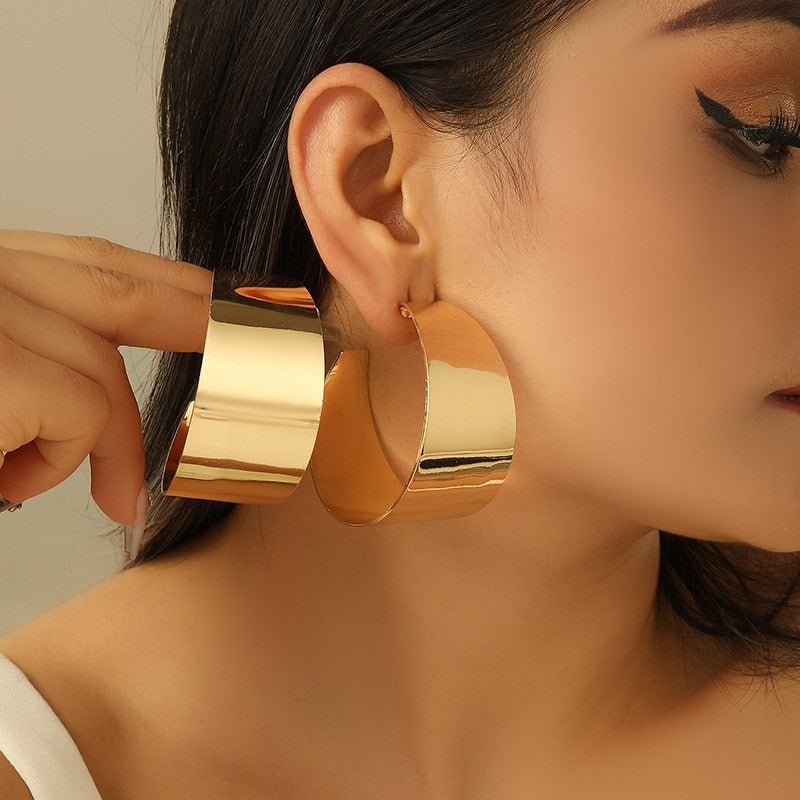 Geometric C-Shape Gold Earrings for Women - Minimalist Luxury Design, Stainless Steel, Trendy Statement Jewelry