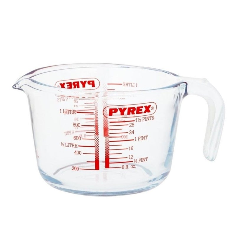 Pyrex Measuring Jug 1L , Clear Glass Measuring Cup with Easy-Pour Spout, Heat Resistant Borosilicate, Microwave & Dishwasher Safe Kitchen Measuring Tool Clear 1cm - Image 2