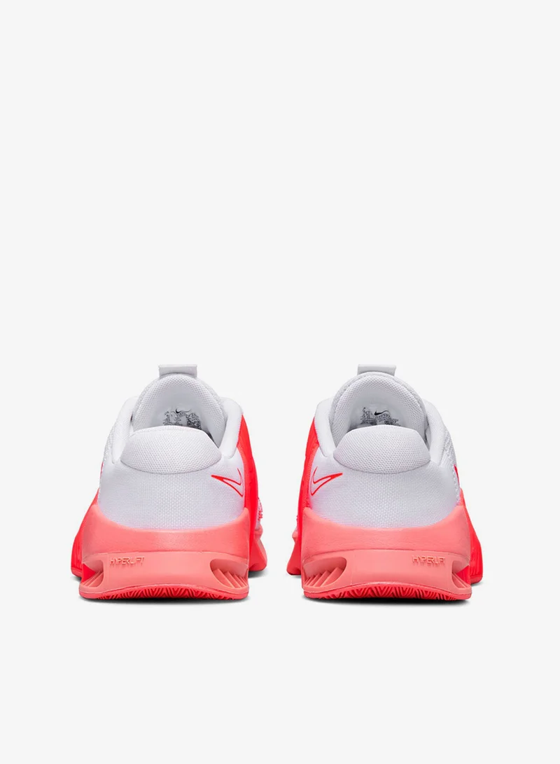 نايكي ميتكون 9