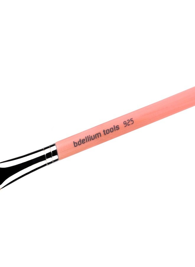 بديليوم تولز فرشاة مكياج احترافية من Bdellium Tools - سلسلة بامبو وردية 925 ثنائية الألياف - بألياف صناعية ناعمة، لتطبيق خفيف أو مزج (وردي، قطعة واحدة) - Image 4