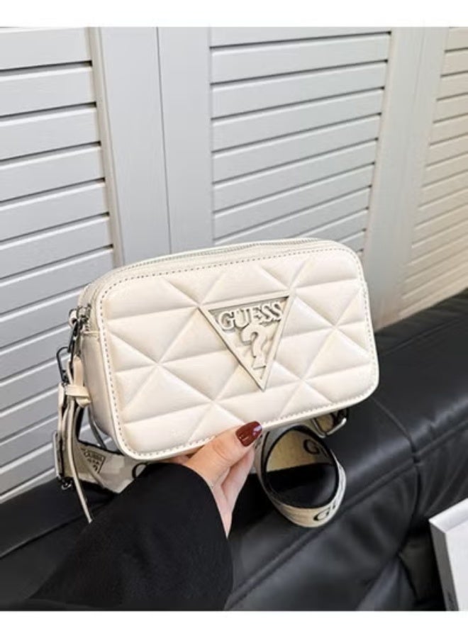 GUESS Women Crossbody Bag,Bag for Women,Shoulder Bag 20*12*7.5cm White - Image 1