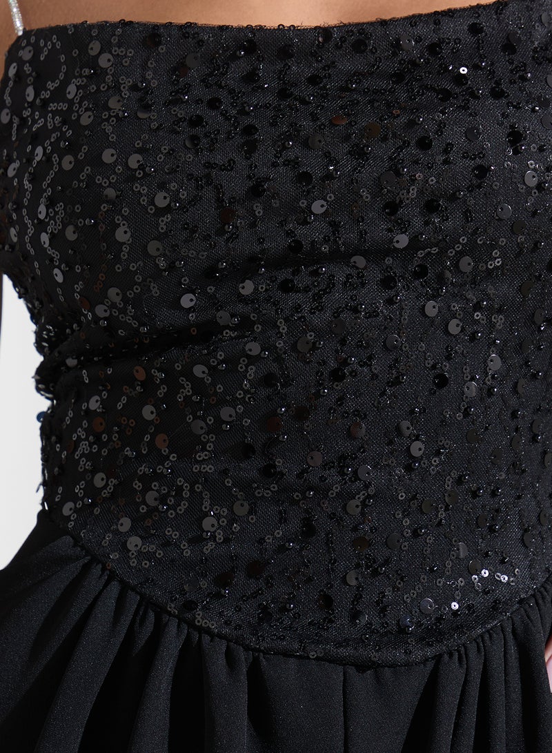 Namshi x Sequin Bodice Slit Dress - Image 4