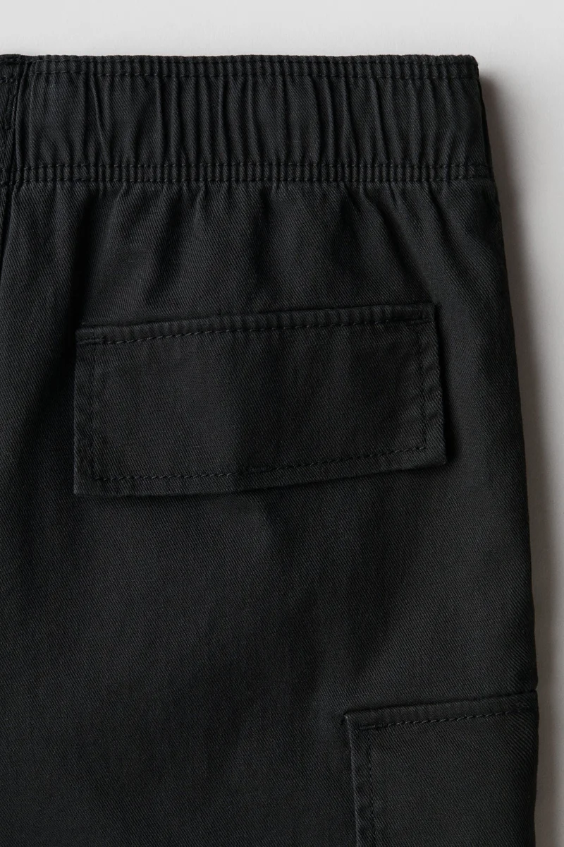 H&M Cargo twill shorts