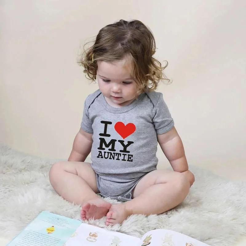 Matching Family Outfits “I Love My Auntie” Baby Romper – Cute Family Quote Infant Bodysuit, Soft Cotton Short Sleeve Newborn Outfit, Unisex Baby Boy Girl Jumpsuit, Adorable Aunt Gift for Baby Shower (GREY)
