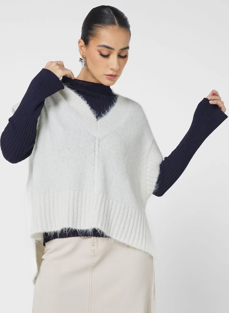 TOPSHOP V-Neck Knitted Sweater
