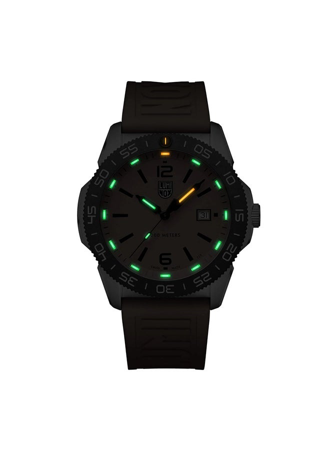 Luminox Unisex Analog Round Shape Rubber Wrist Watch XS.3129 - 44 Mm  - Image 2