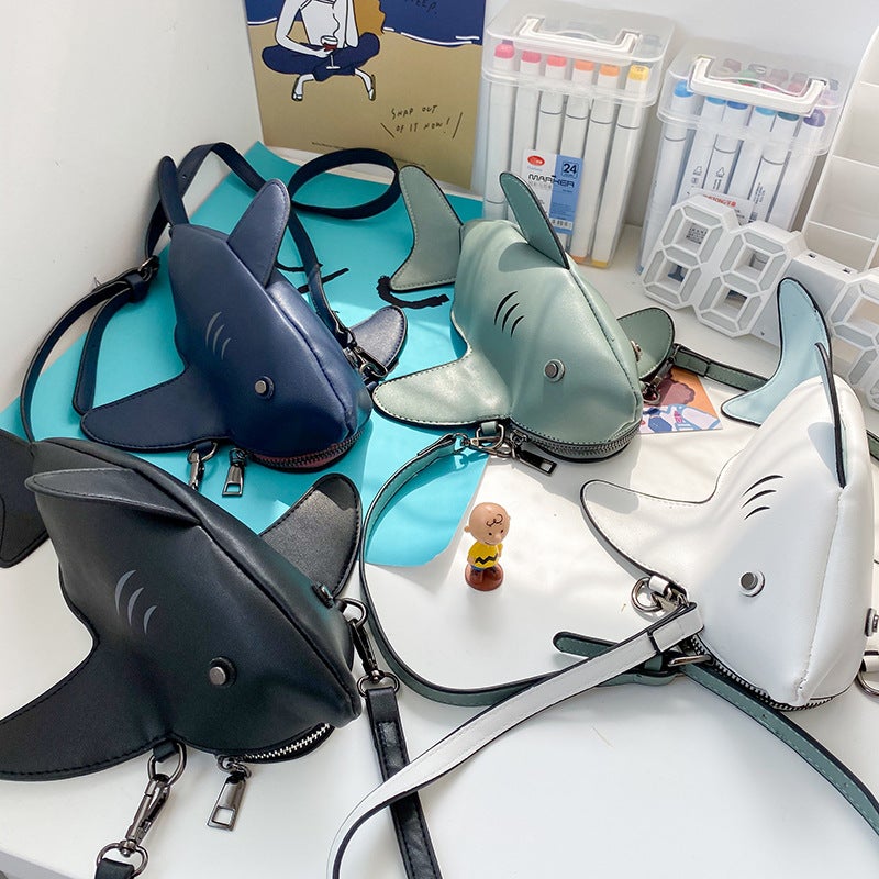 Creative Animal Fierce Shark Women'S Bag Simulation Cute Cute Animal Single Shoulder Crossbody Bag Contrast Color Carto Bag - Image 3