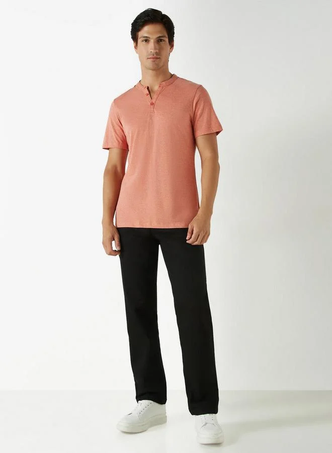 سبلاش فيڤ تيشيرت بياقة هينلي وأكمام قصيرة