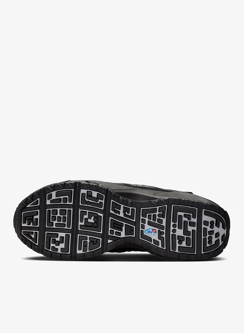 Nike black/silver Air Max Sndr for Women | Best Price UAE