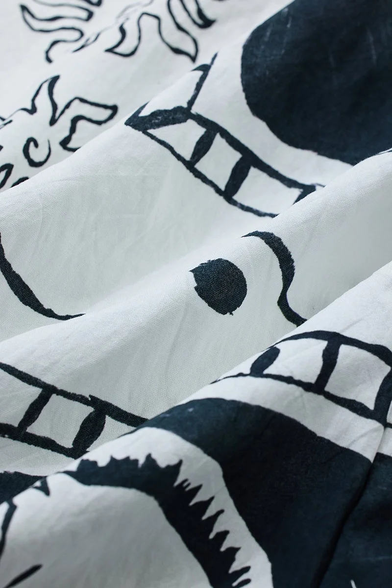 سنيتش White Printed Half Sleeve Boxy Shirt