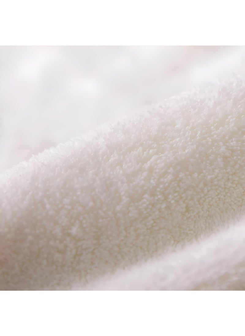 Generic - Thermal Spa Wrap - Refresh Your Skincare Routine With This Reusable Facial Towel That Combines Warmth And Coolness To Soothe, Moisturize, And Fight Fine Lines - Image 1
