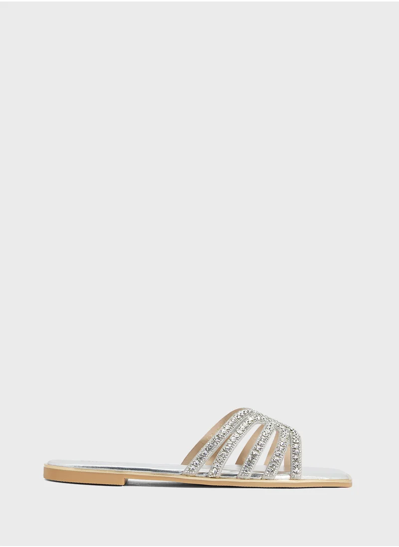 خزانة Diamante Flat Sandal
