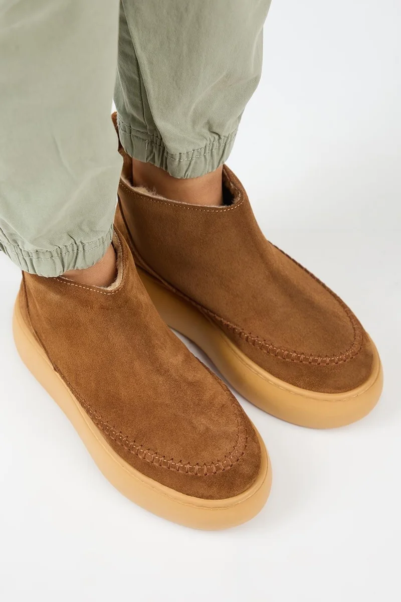 Manijero Manijero (Carolina) Women's Genuine Leather Fur-Lined Mini Tan Boots