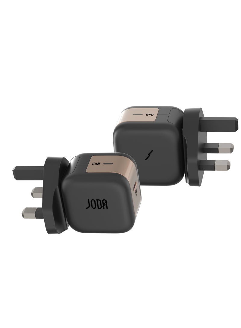 جودا شاحن جدار JODA DICE 30W USB-C باللون الأسود والذهبي – شحن سريع وأنيق - Image 2