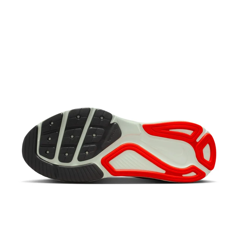 Nike White Men's Structure 26 Road Running Shoes for Men | Best Price UAE