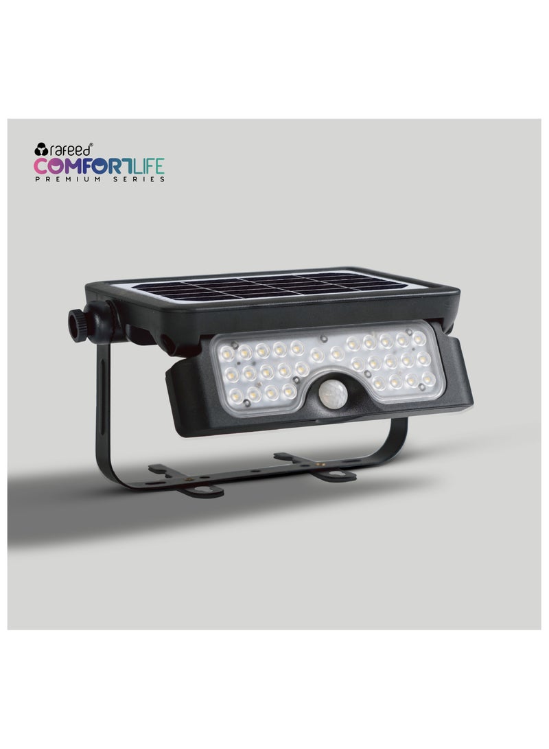 رافيد كشاف شمسي رافيد كومفورت لايف 5 واط LED إضاءة خارجية مع حساس حركة مقاوم للماء IP65 يعمل بالطاقة الشمسية تثبيت جداري و اسود - Image 2