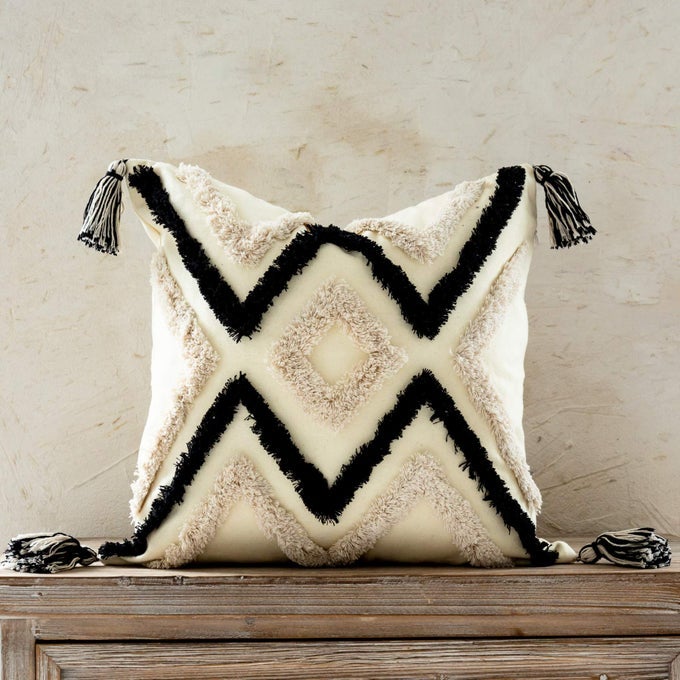 WOVEN TUFTED BOHO THROW PILLOW COVER MODERN DECORATIVE GEOMETRIC CHEVRON STRIPED CUSHION WITH TASSELS FARMHOUSE TRIBAL PILLOWCASES FOR COUCH SOFA BEDROOM LIVING ROOM 18 X 18 INCHES BLACK IVORY
