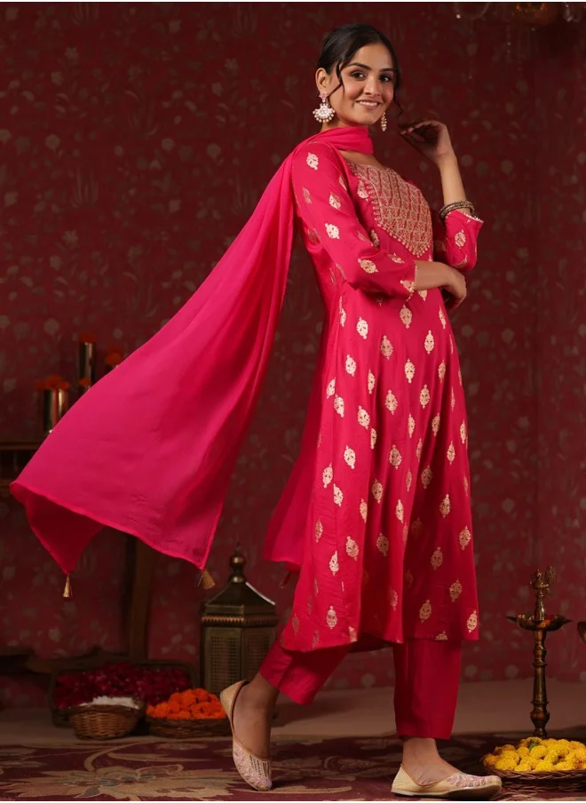 آي شين A-Line Fit Yoke Design Pattern Round Neck Three-Quarter Sleeves MAGENTA Colour Woven Cotton Kurta Set for Women with Semi Elastic Closure - A Timeless Addition to Your Collection