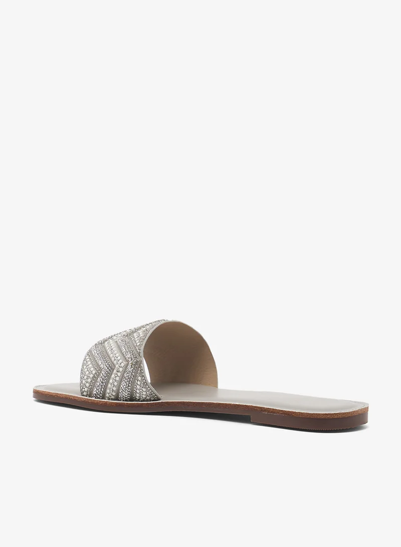 Khizana Flat Sandals